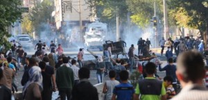 ala_paralel_burokratlar_mudahale_etmedi_1415005875_9005