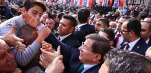 bursada_ahmet_davutoglu_izdihami_1415369287_3408