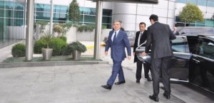 gul_ilk_yurt_disi_seyahatine_cikti_1416488071_6526